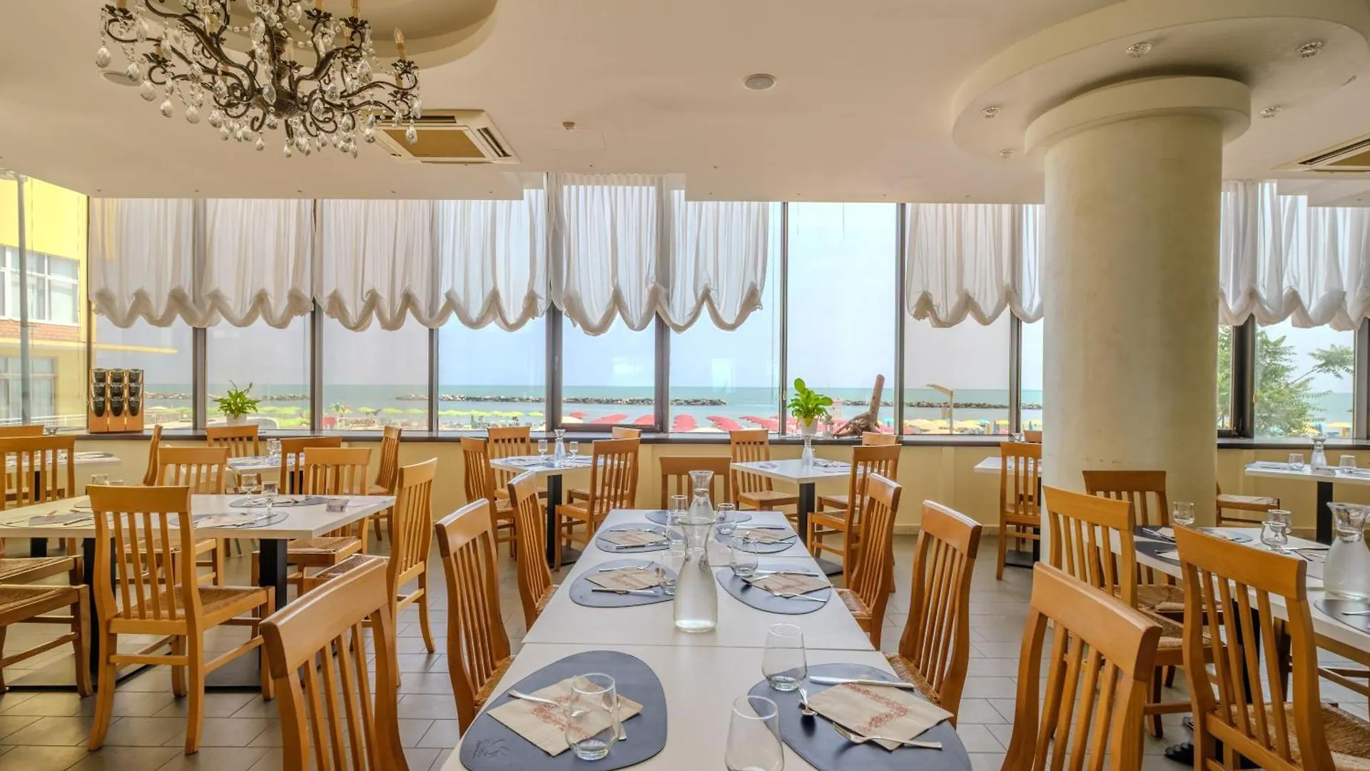 Hotel Classic Lido Di Savio 3*,  Italien