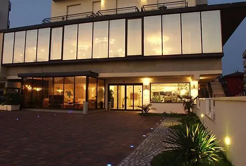Hotel Classic Lido Di Savio 3*,  Italien
